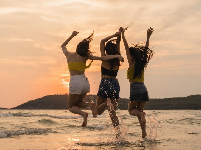 Premium vehicle leasing in oman luxury car leasing services in salalah near international airport